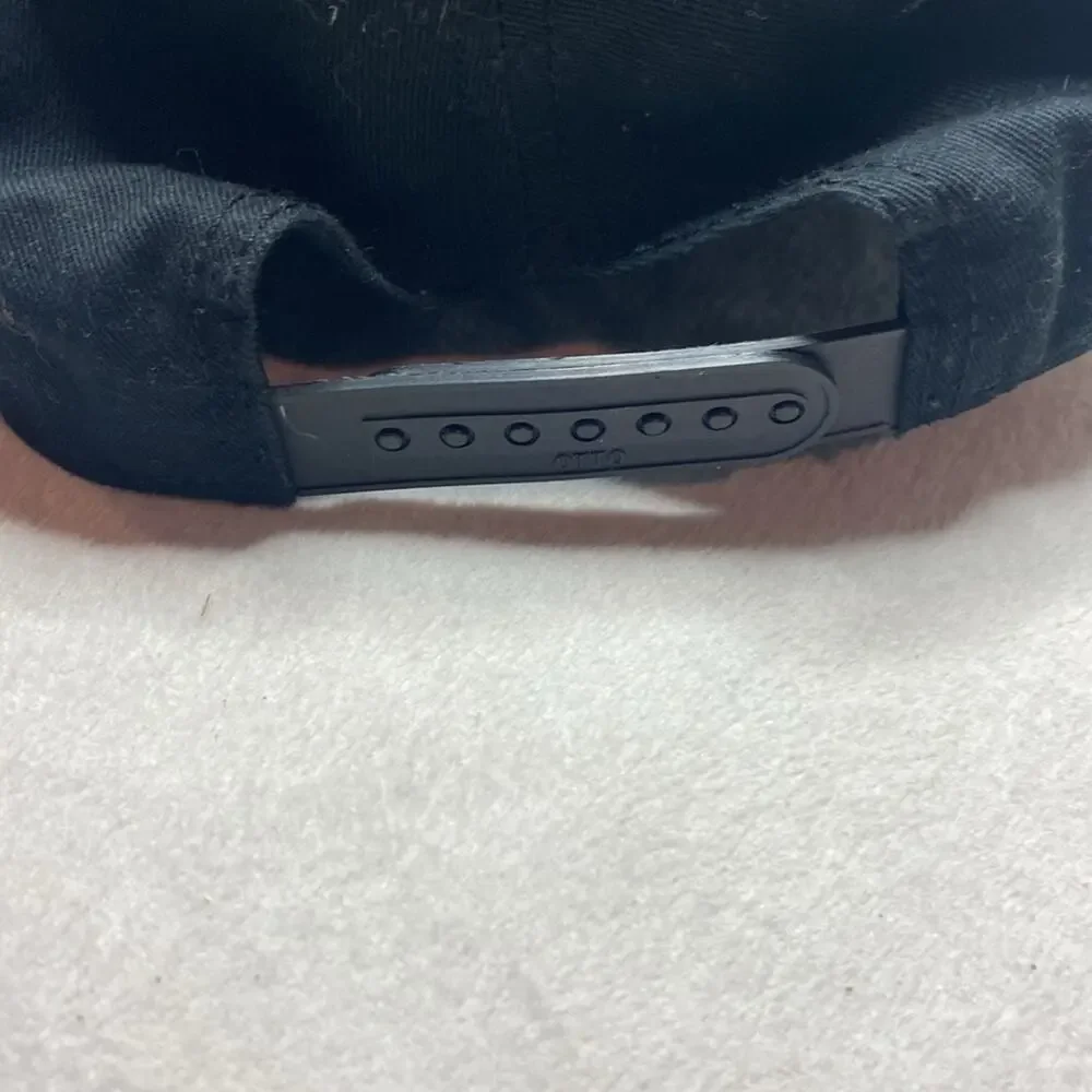 Otto Snap Back 